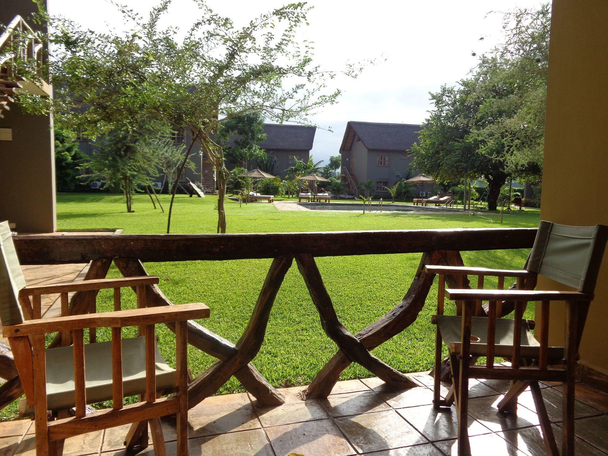 Weru Weru River Lodge Exterior photo