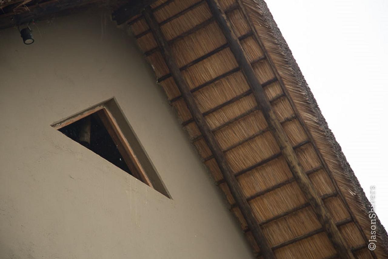 Weru Weru River Lodge Exterior photo