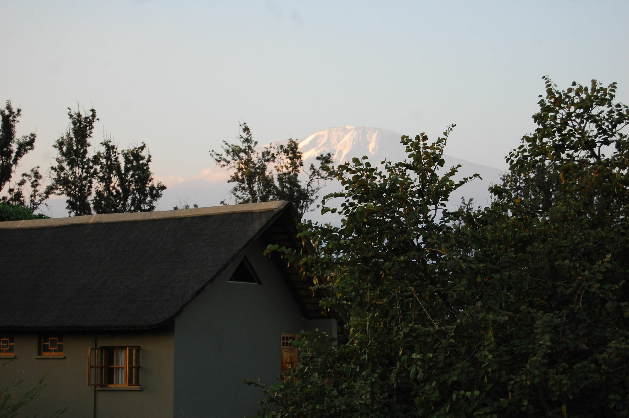 Weru Weru River Lodge Exterior photo