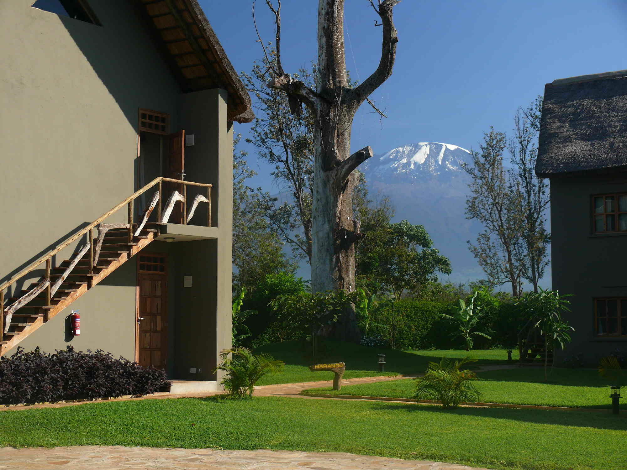Weru Weru River Lodge Exterior photo